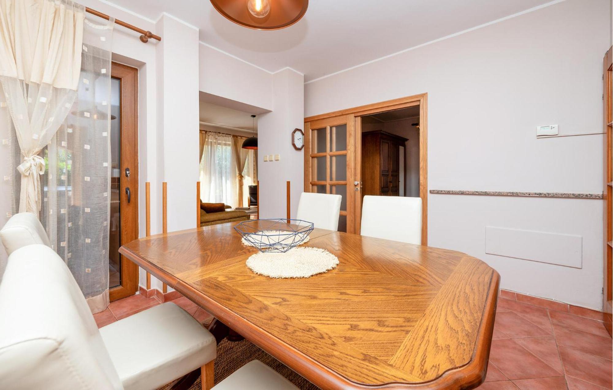 Stunning Apartment In Rovinj With Kitchen エクステリア 写真